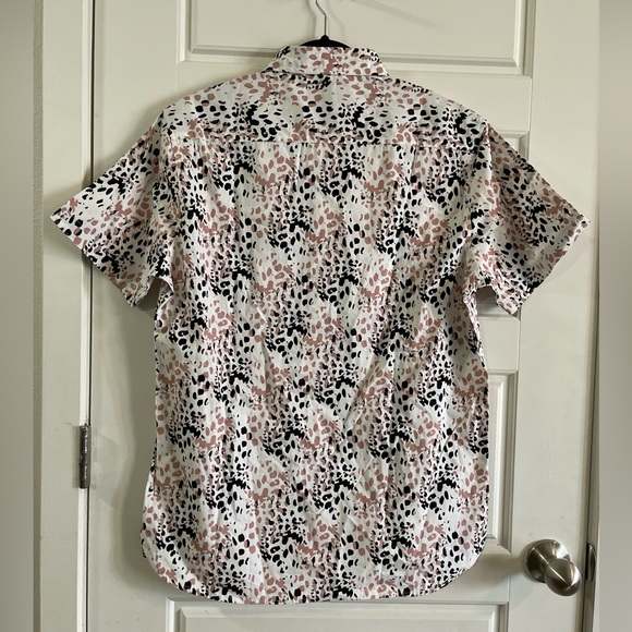 Sunrise Kingdom Animal Print White Pink Shirt Button Down Shortsleeve Mens SizeM - Picture 2 of 15